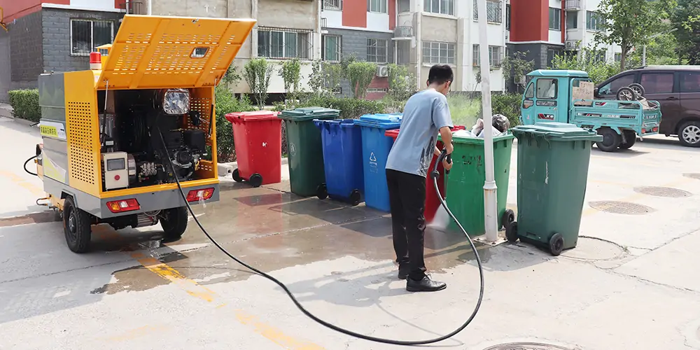 小型高温高压冲洗车_高压冲洗车_高压清洗车_冲洗车