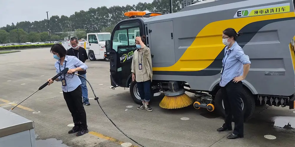 机场洗扫车_电动洗扫车_环卫洗扫车_机场道路洗扫车