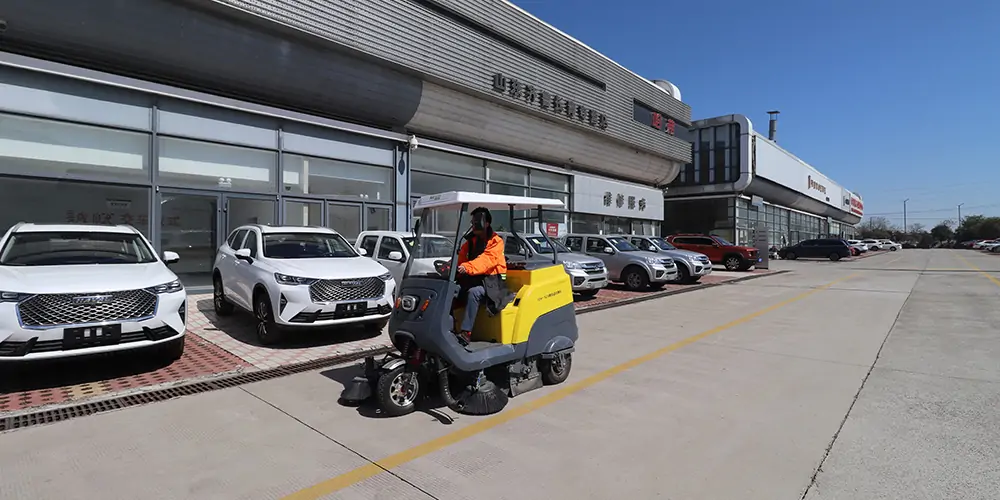 清扫车_电动扫地车_厂区扫地车_园区扫路车_景区清扫车