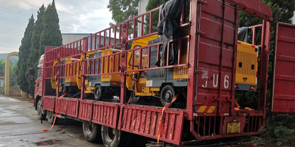 三轮高压清洗车_小区高压清洗车_物业小型高压冲洗车_园区高压清洗车