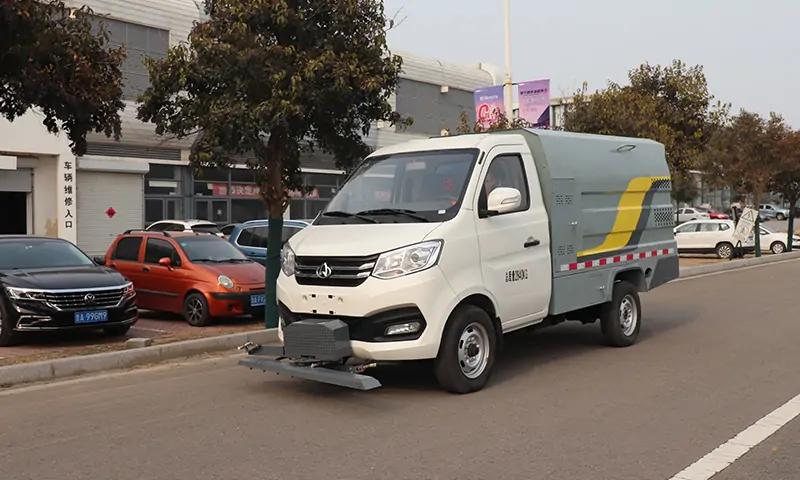 新能源高压冲洗车：引领清洁革命，提升效率与环保，有公告，可上牌！