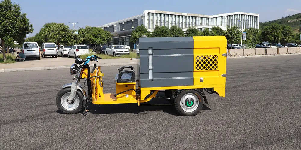 三轮高压清洗车_小区高压清洗车_物业小型高压冲洗车_园区高压清洗车