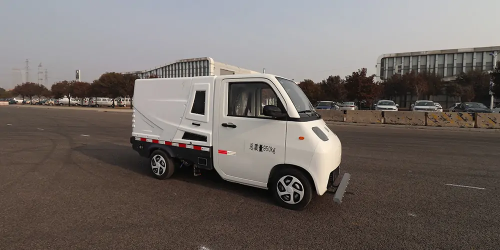 市政高压冲洗车,电动四轮高压冲洗车,高压冲洗车清洗车,路面污渍高压冲洗车,环卫高压小型冲洗车