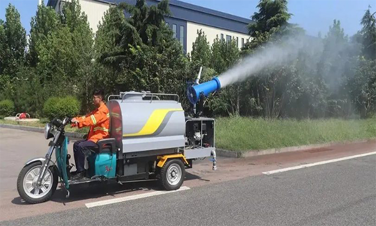 电动三轮洒水车：城市和乡村清洁理想选择