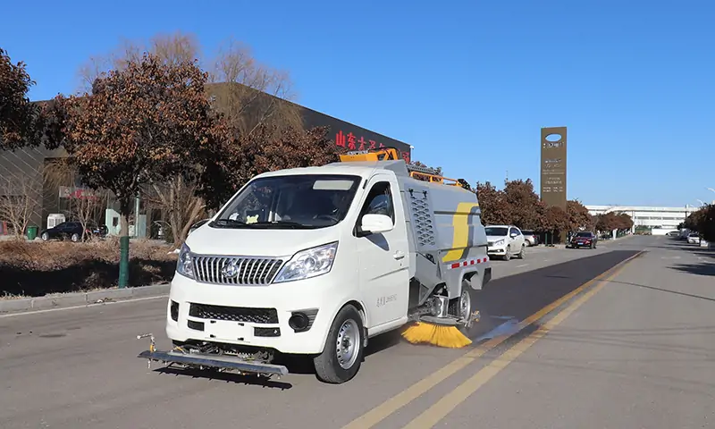 高效环保的城市清洁利器：新能源洗扫车