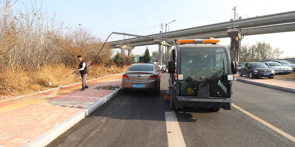 清扫车 电动扫地车 厂区扫地车 园区扫路车 景区清扫车