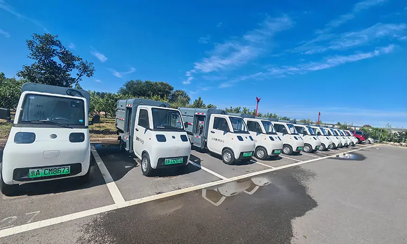 新能源侧装垃圾车到货北京 助力城市环境卫生建设