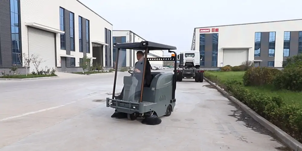 纯电动清扫车,清扫车,电动清扫车,小型清扫车