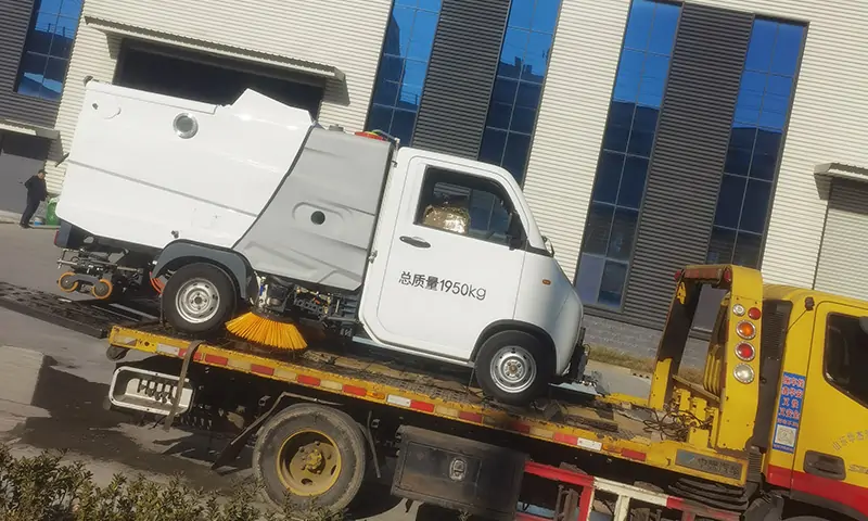 新能源洗扫车正式到岗山东环卫 打造高效低碳新型清洁模式