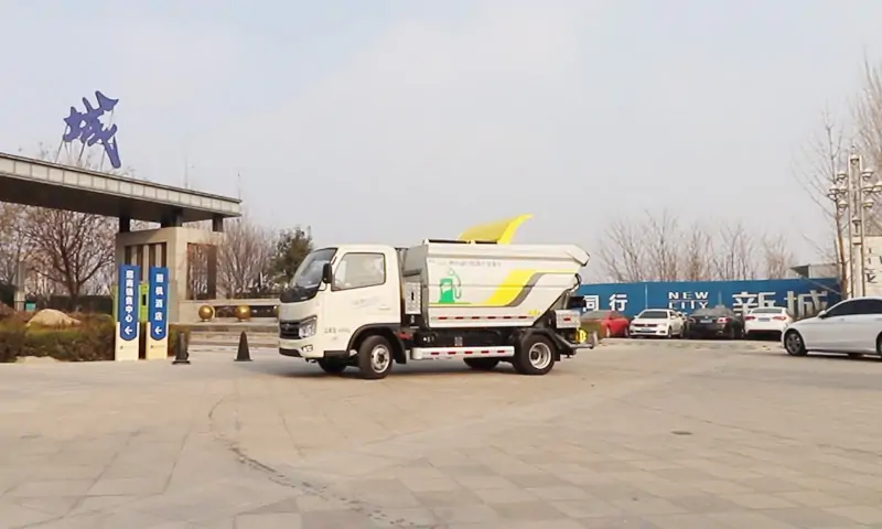 新能源后装式垃圾车：高效清运与绿色环保的优选方案