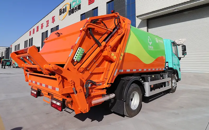 新能源压缩式垃圾车BY-YS8000